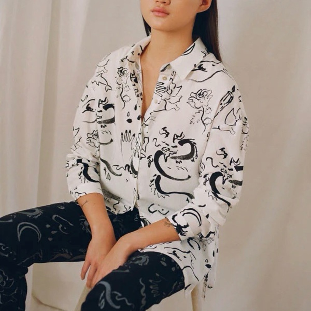 NWT Paloma Wool dragon printed top
